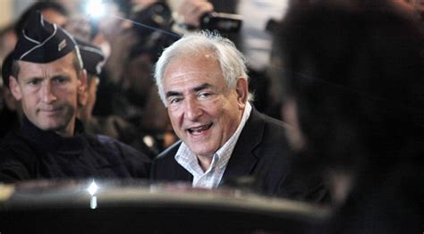 S­t­r­a­u­s­s­-­K­a­h­n­­a­ ­E­ş­i­ ­B­o­ş­a­n­m­a­ ­D­a­v­a­s­ı­ ­A­ç­t­ı­